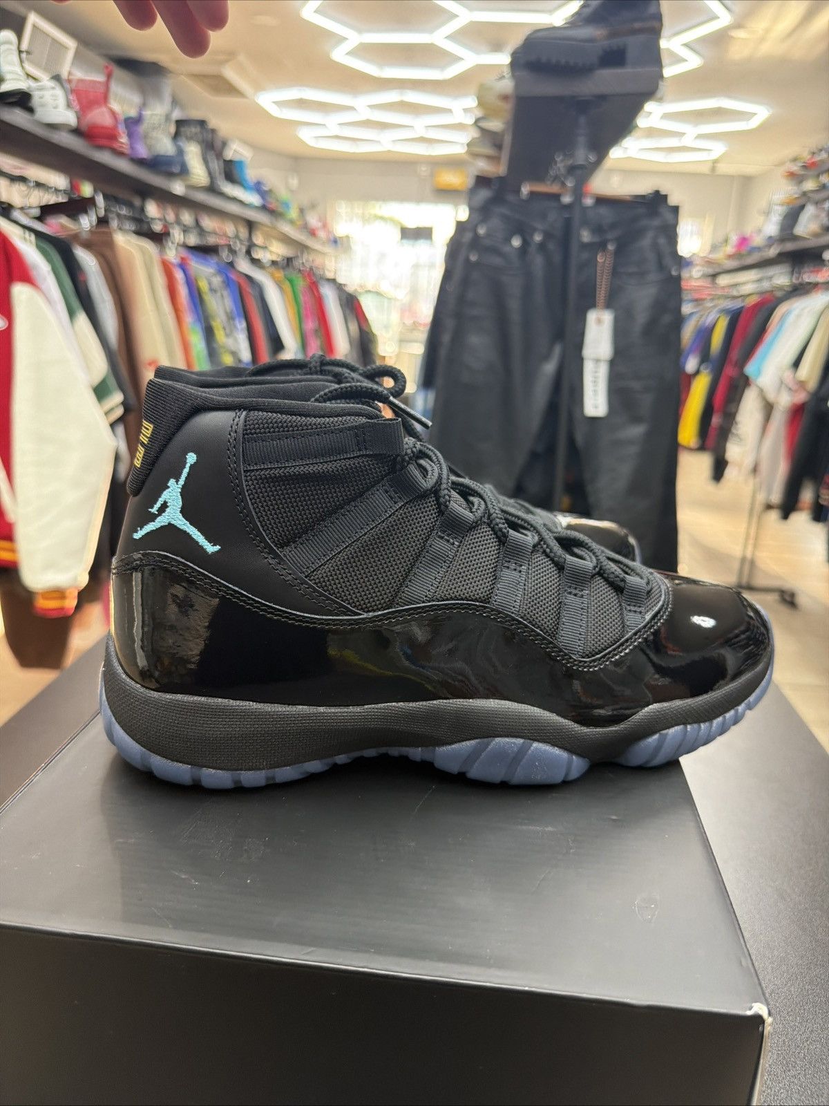 Jordan Brand Air-Jordan Gamma Blue 11s Brand New Quick Shipping 9.5 Size US 9.5 / EU 42-43 - 9 Thumbnail