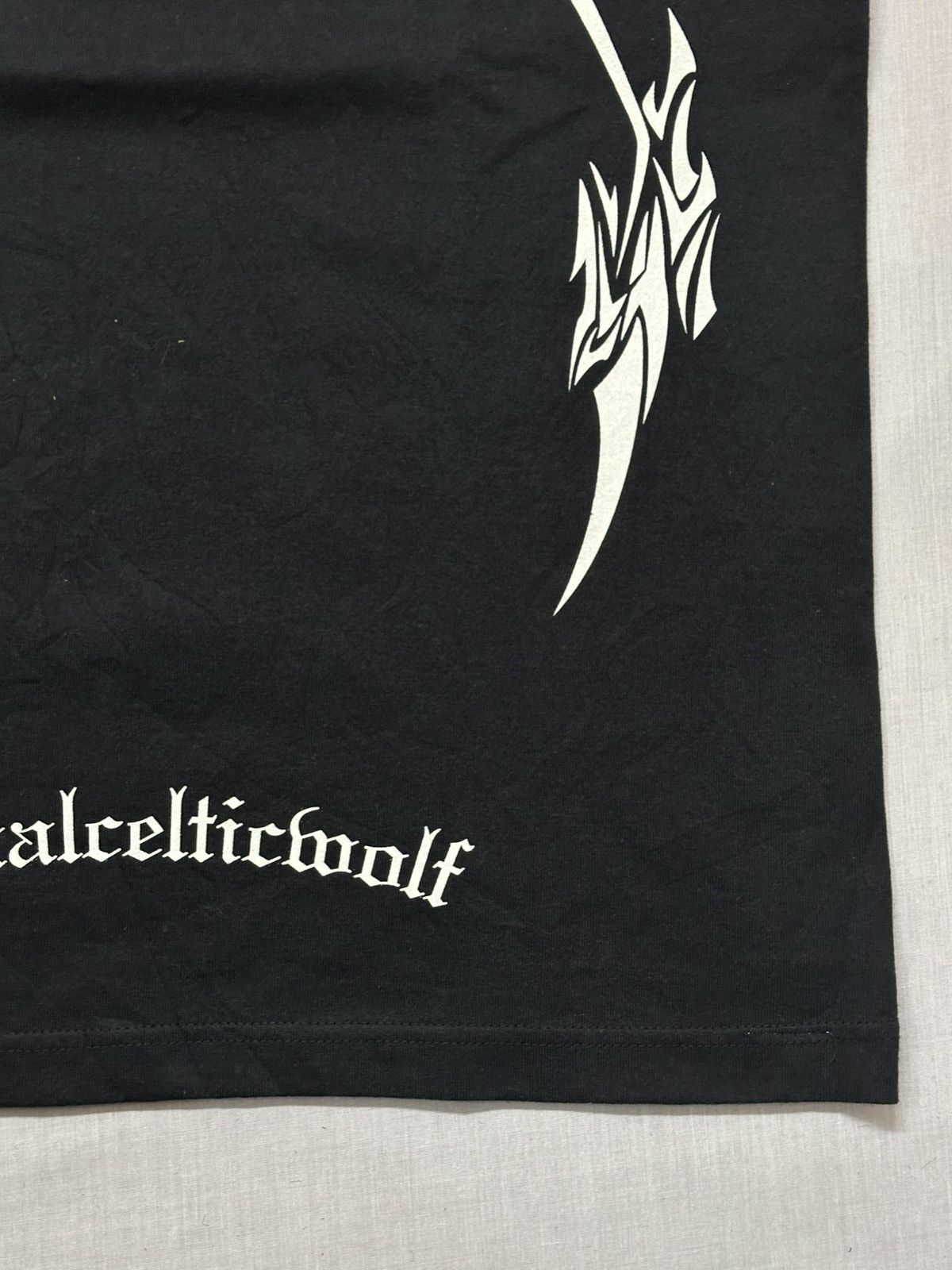 Arts & Science Wolfman B.R.S "Original Celtic Wolf" black graphic t-shirt. Size US M / EU 48-50 / 2 - 9 Thumbnail