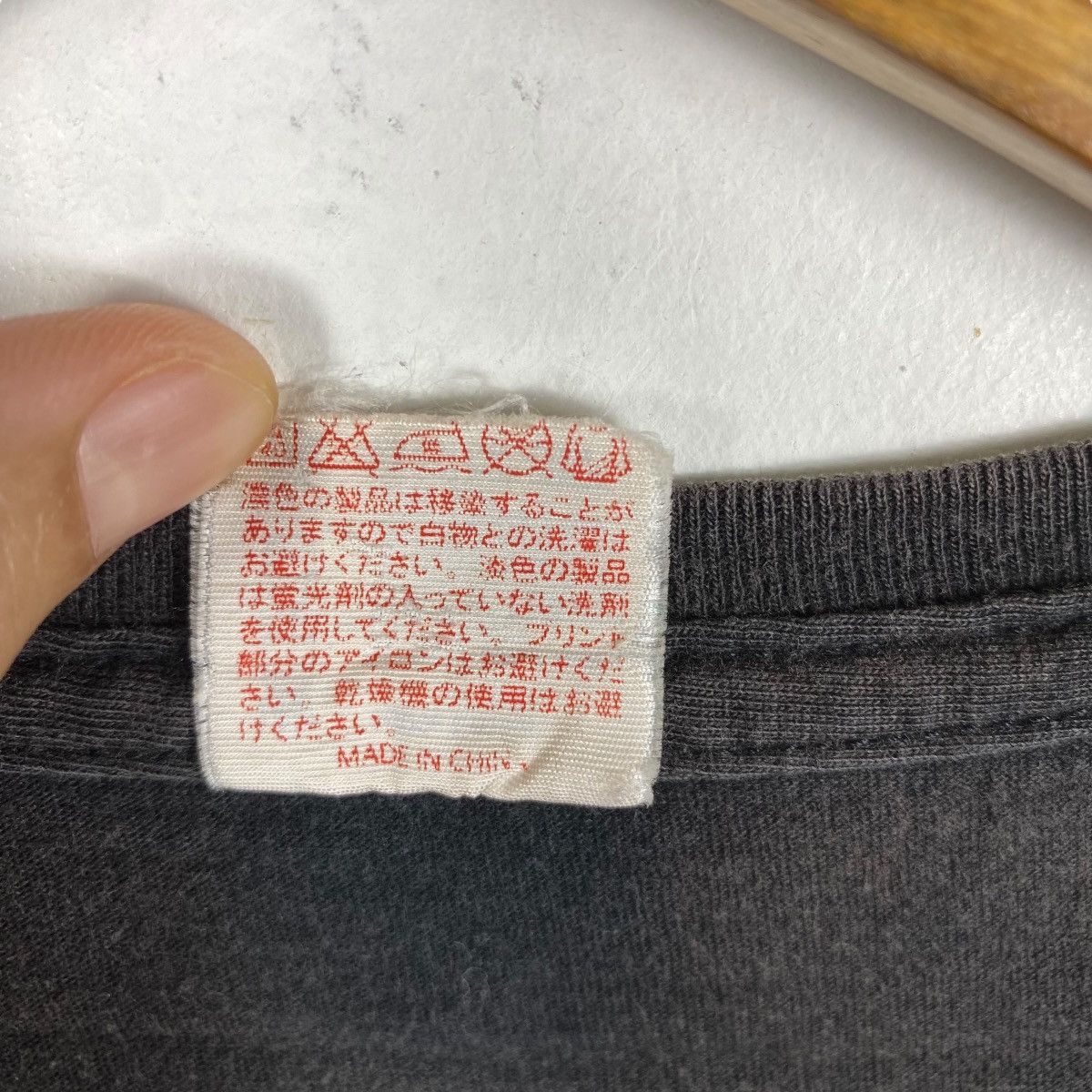 Band Tees THE ORAL CIGARETTES Lip Rock One-Man Japan Tour 2015 Faded Size US M / EU 48-50 / 2 - 7 Thumbnail