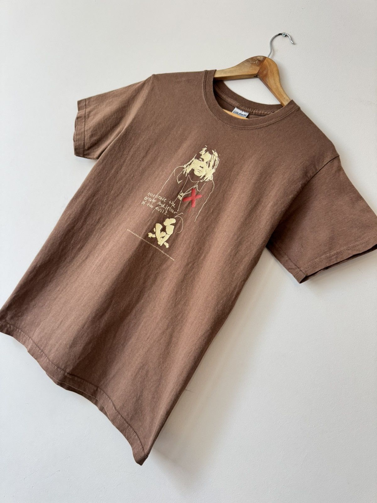 Band Tees Vintage Kurt Cobain 2006 Nirvana Band Rock T-shirt Brown Tee Size US S / EU 44-46 / 1 - 3 Thumbnail