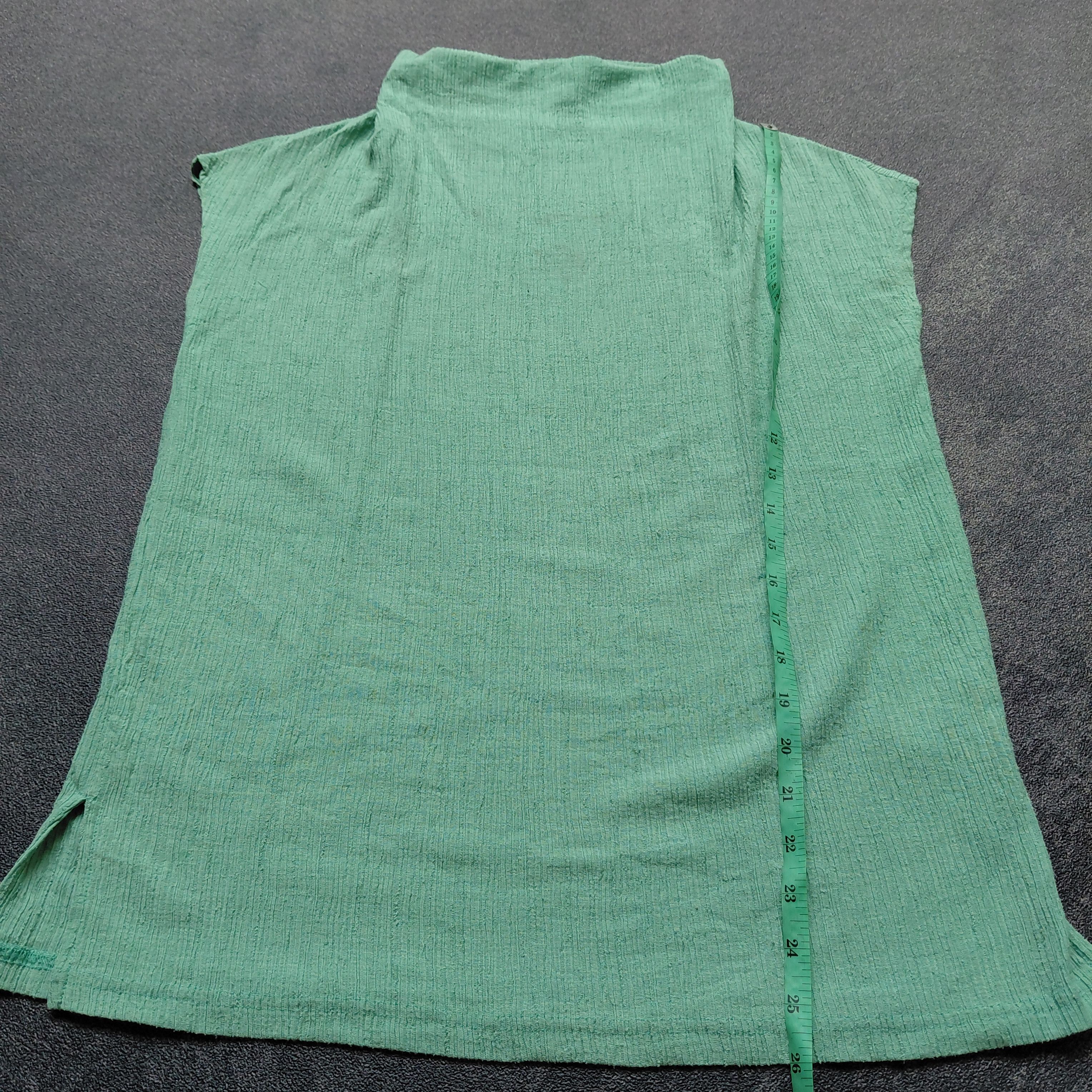 Issey Miyake Plantation Issey Miyake Plisse Vest Size M / US 6-8 / IT 42-44 - 6 Thumbnail
