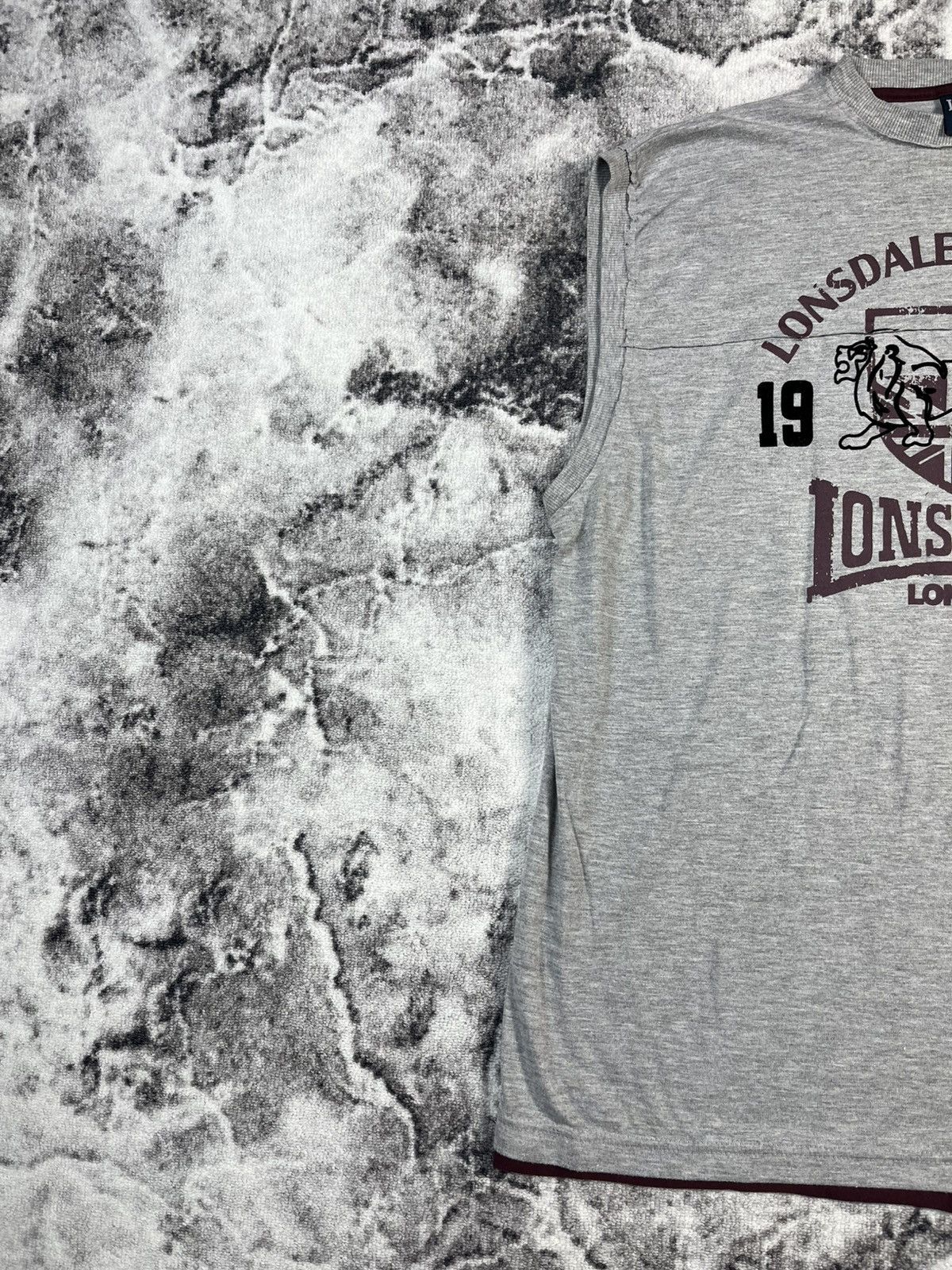 Lonsdale Lonsdale London Sleeveless Tee Grey Big Logo Size US XL / EU 56 / 4 - 2 Thumbnail