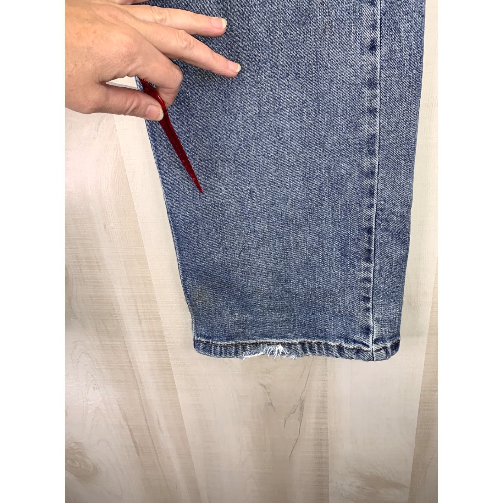 Levi's VINTAGE Levi's Steauss Signature Relaxed Fit Mens Distressed Jeans 36x30-5858 Sz 36 Blue Denim Jeans Regular Mens Distressed Logo 5858 Size US 36 / EU 52 - 7 Thumbnail