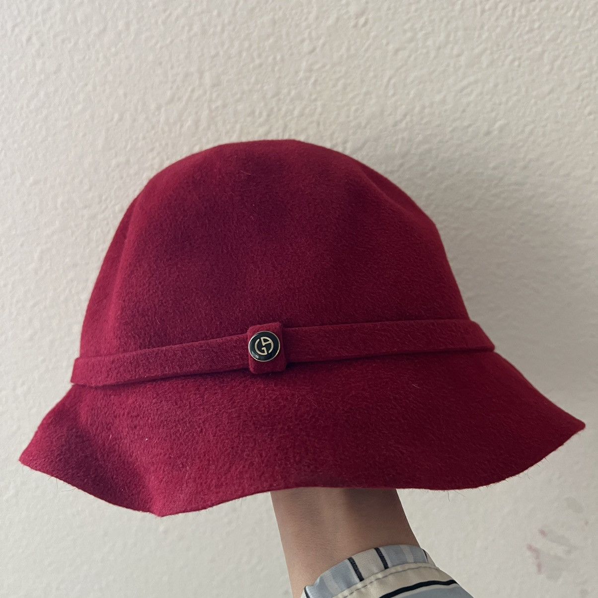 Giorgio Armani Giorgio Armani Cloche Hat Women 57 Red Rabbit Hair Italy Size ONE SIZE - 4 Thumbnail