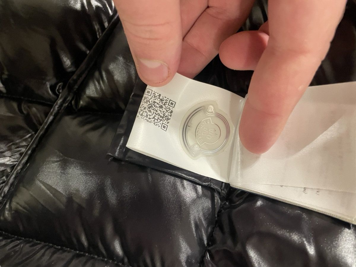 Moncler Black moncler winter jacket Size XXL / US 16-18 / IT 52-54 - 5 Thumbnail