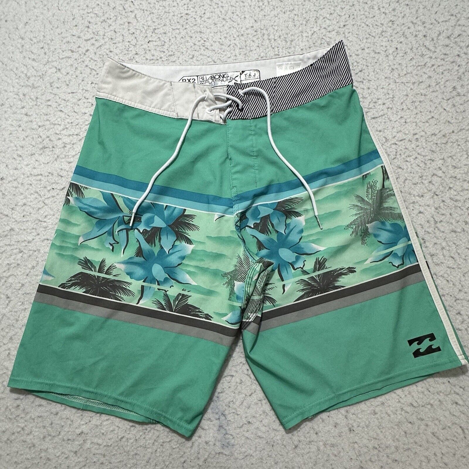 Billabong Billabong Platinum 28 Mint Green Palm Tree Swim Trunks Size US 28 / EU 44 - 1 Thumbnail