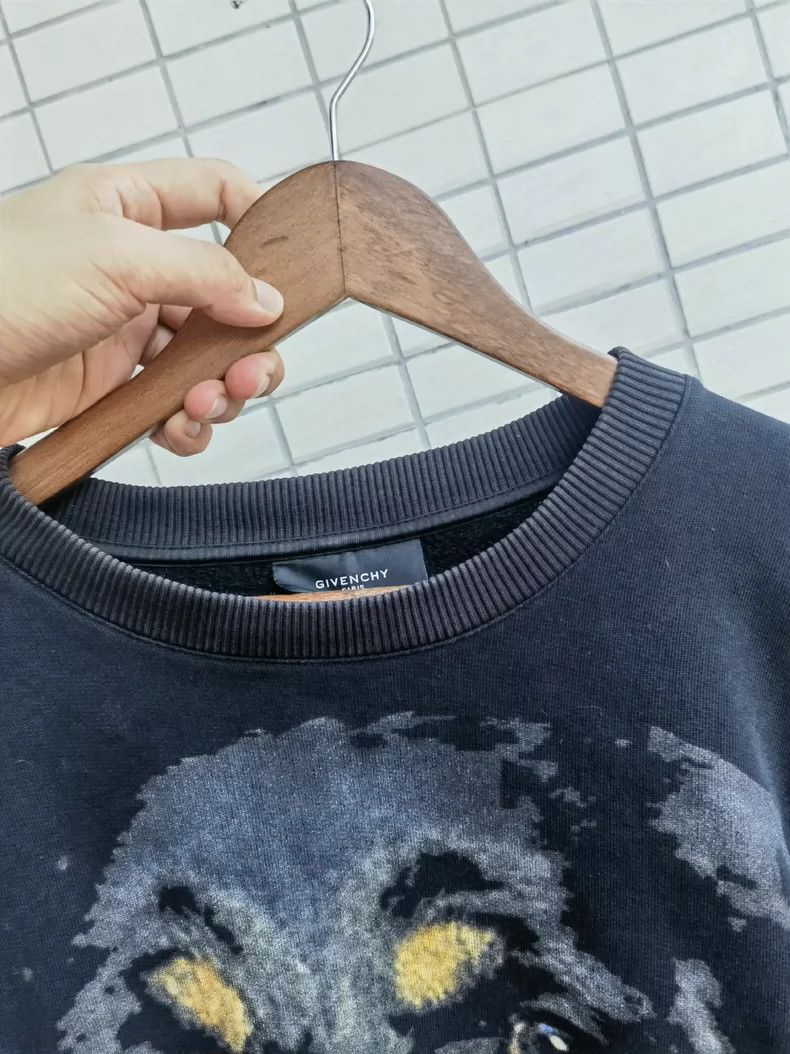 Givenchy Givenchy Hoodie, size M, chest circumference 58cm, length Size US M / EU 48-50 / 2 - 6 Thumbnail
