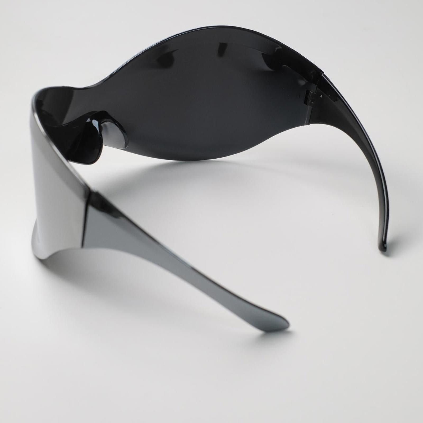 Japanese Brand Avant Garde Futuristic Oversized Sliver Sunglasses Unisex Size ONE SIZE - 7 Thumbnail