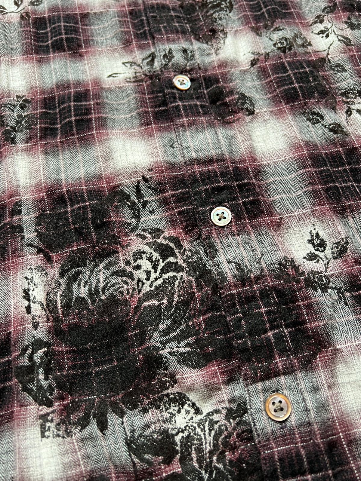 Tornado Mart Tornado Mart Black Rose Print Western Button Up Shirt Size US S / EU 44-46 / 1 - 5 Thumbnail