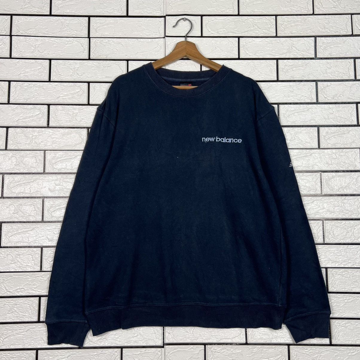 New Balance NEW BALANCE Small Logo Crewneck Sweatshirt #4276-C194 Size US L / EU 52-54 / 3 - 1 Thumbnail