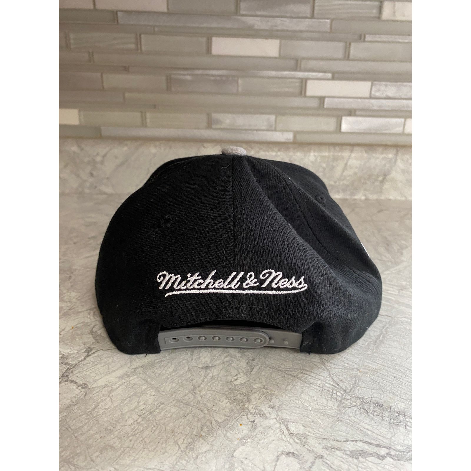Mitchell & Ness NWOT Brooklyn Nets Mitchell & Ness Snapback Hat Size ONE SIZE - 5 Thumbnail