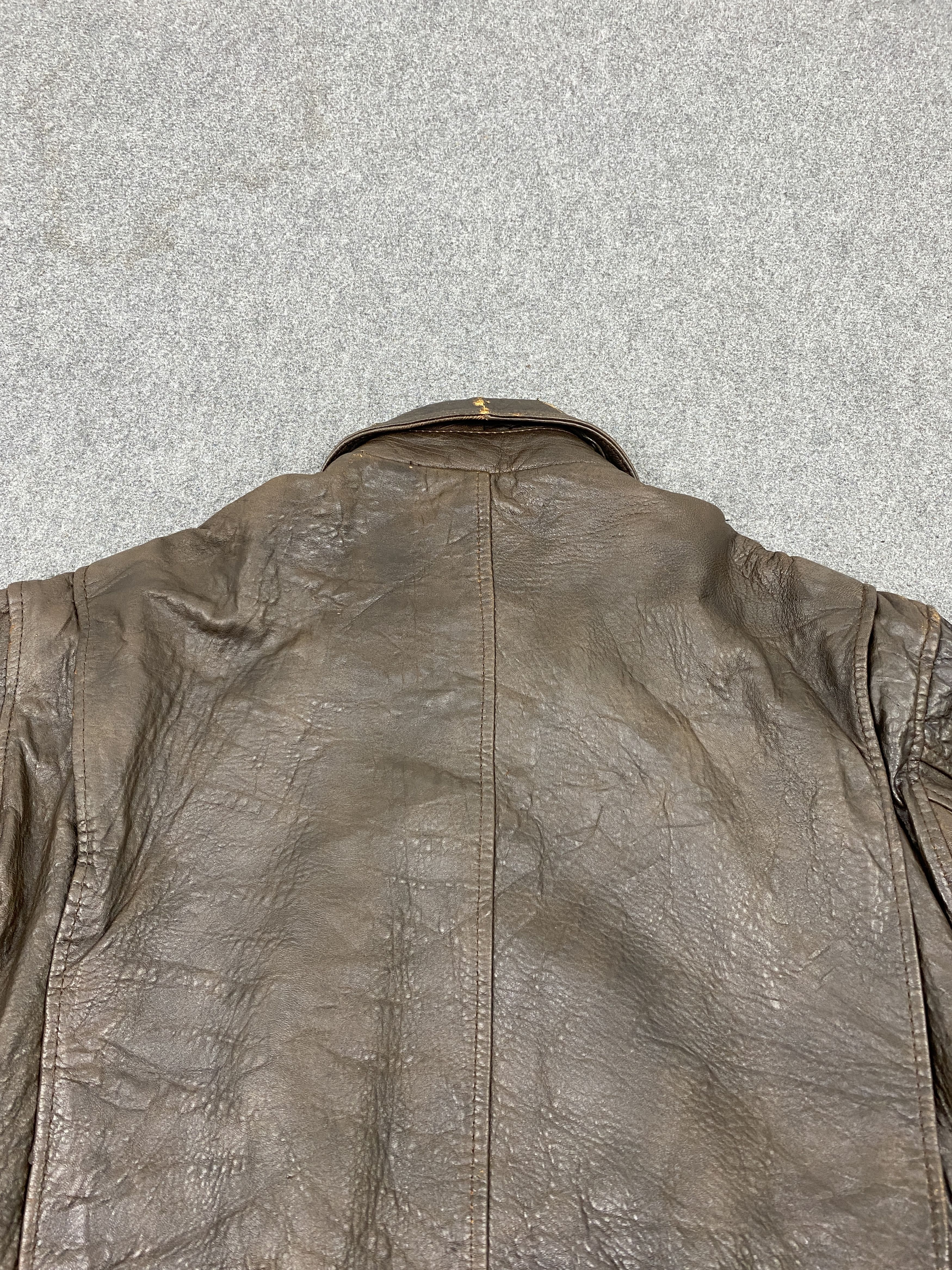 Vintage Vintage Military Flight Jacket Bomber Leather Jacket MJ0073Z Size US L / EU 52-54 / 3 - 4 Thumbnail