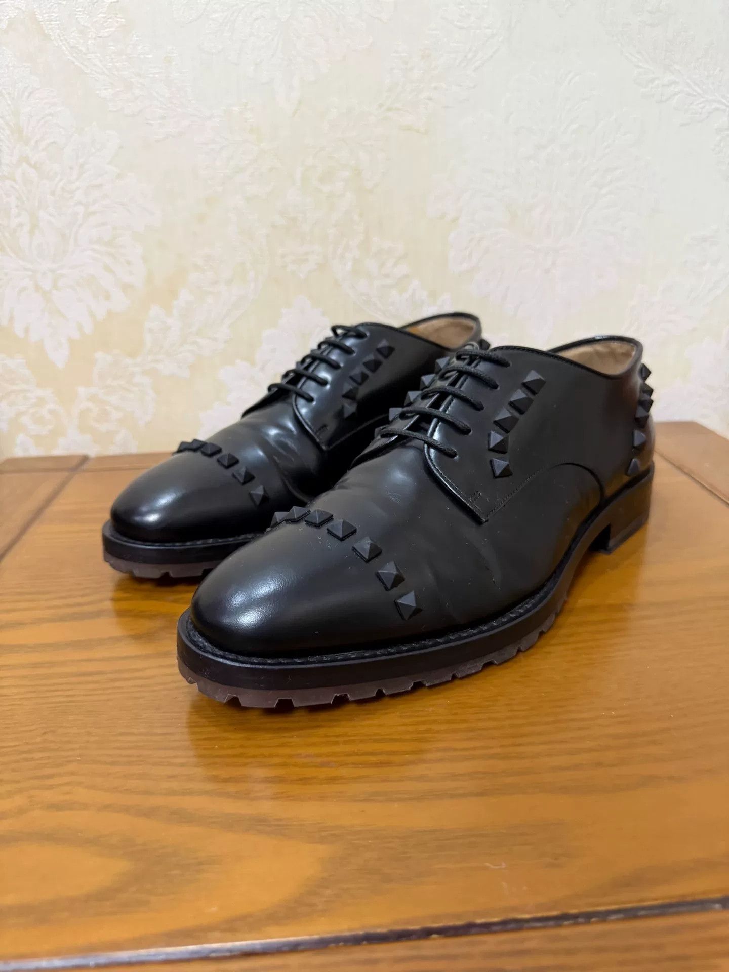 Valentino Valentino Formal Leather Shoes 7 Men Size US 7 / EU 40 - 1 Thumbnail