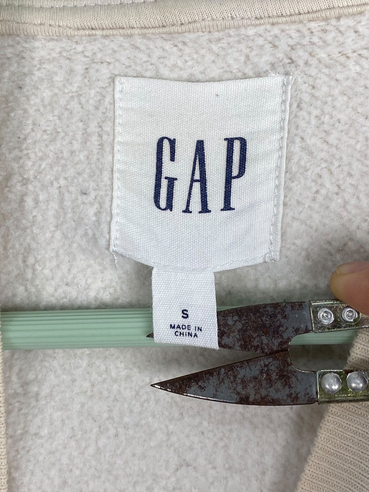 Gap × Vintage Vintage Gap Est.1969 Embroidered Crewneck Sweatshirt White Size US S / EU 44-46 / 1 - 6 Thumbnail