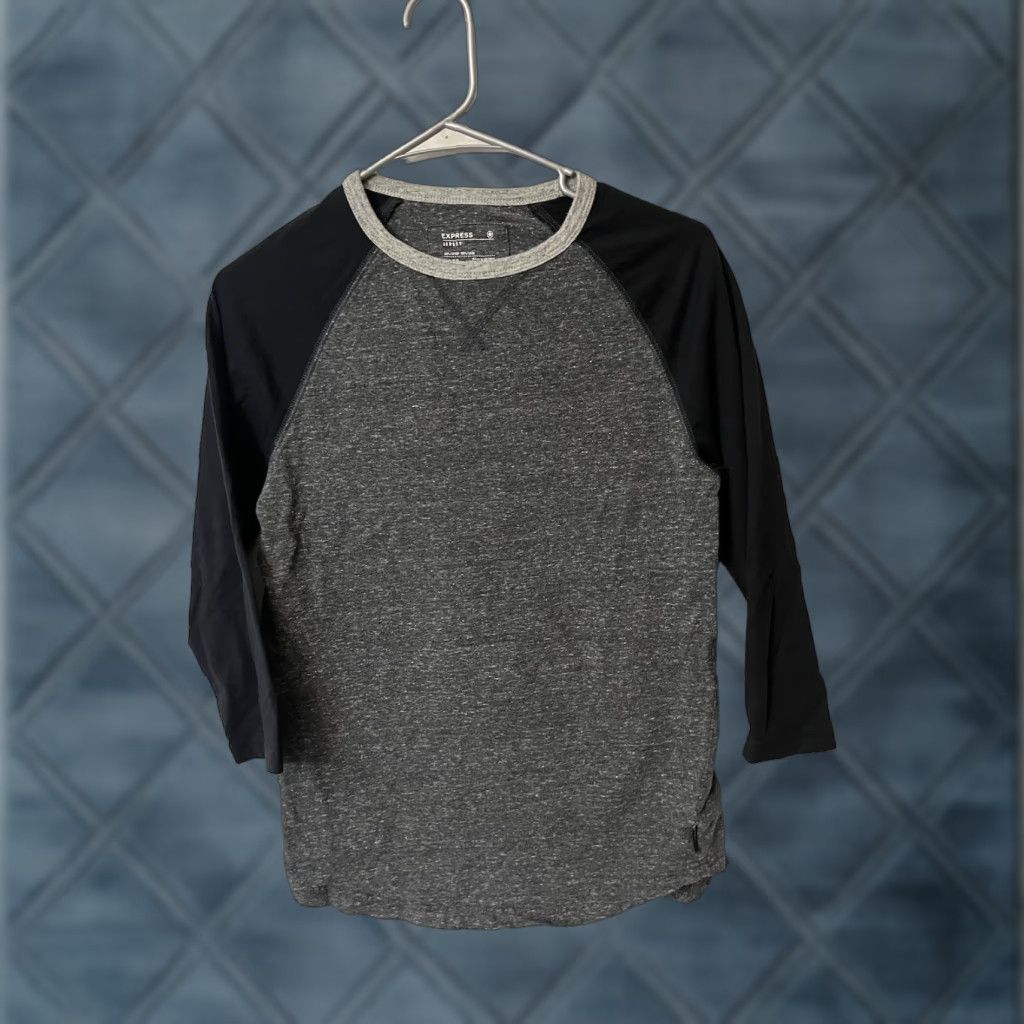 Express Express Shirt Men XS Black 3/4 Sleeve Jersey T Shirt Baseball Tee Gray/Blue Colorful Holiday? Size US XS / EU 42 / 0 - 1 Thumbnail