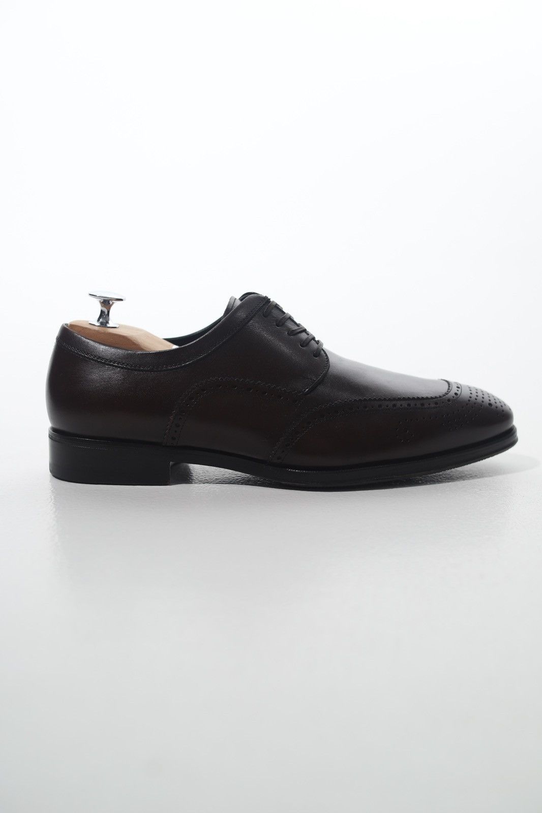 Salvatore Ferragamo SALVATORE FERRAGAMO Derby Leather Shoes MURANO Perforated Size US 8.5 / EU 41-42 - 4 Thumbnail