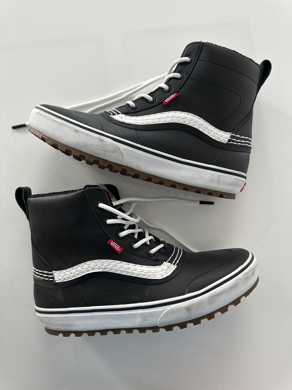 Vans VANS MTE STANDARD MID WATERPROOF BOOT Size US 11 / EU 44 - 2 Thumbnail