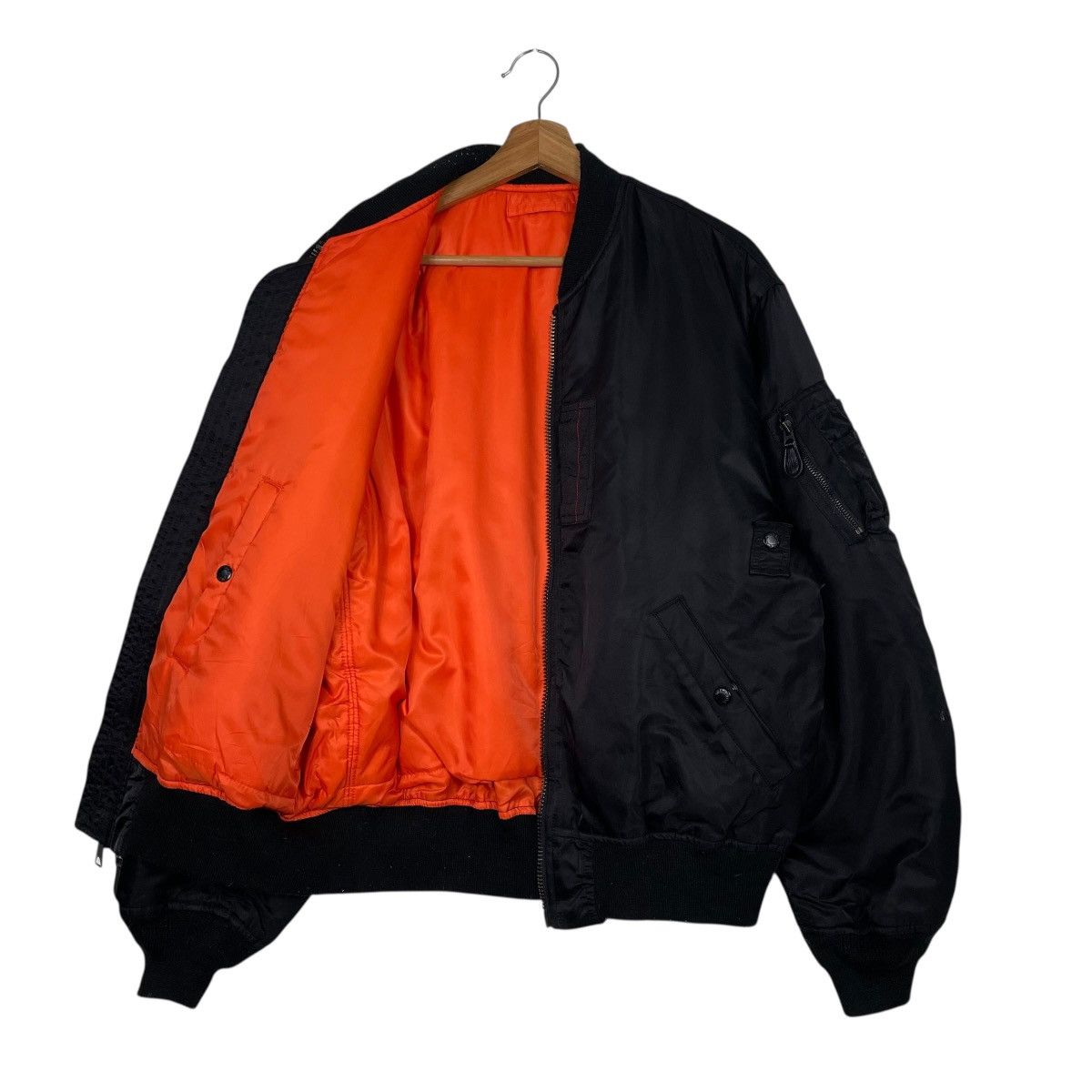 Avirex Avirex USAF MA-1 Bomber Size US L / EU 52-54 / 3 - 9 Thumbnail