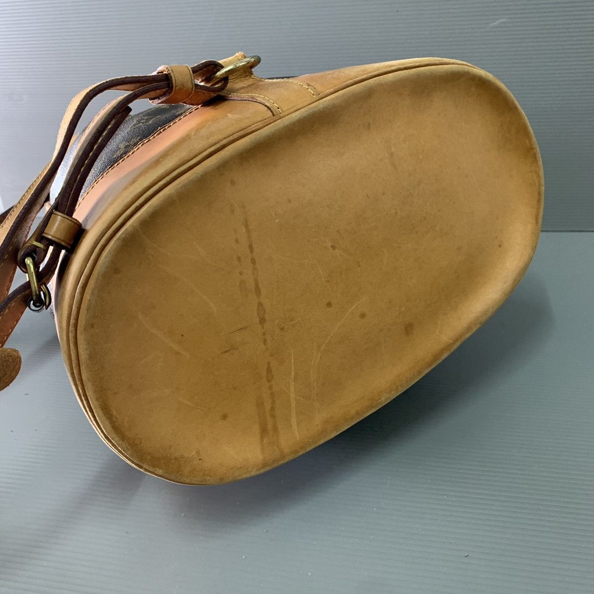 Louis Vuitton Louis Vuitton Monogram Backpack Size ONE SIZE - 11 Thumbnail