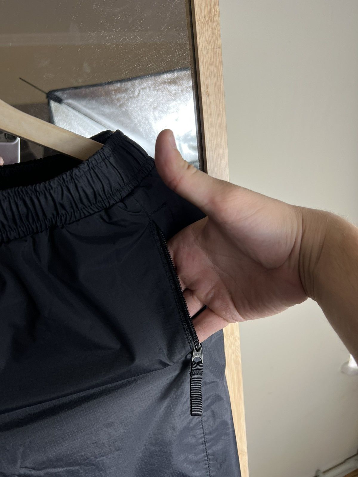 The North Face The North Face Dryvent Womens Windbreaker Snowboarding Pants Size 25" / US 0 / IT 36 - 8 Thumbnail