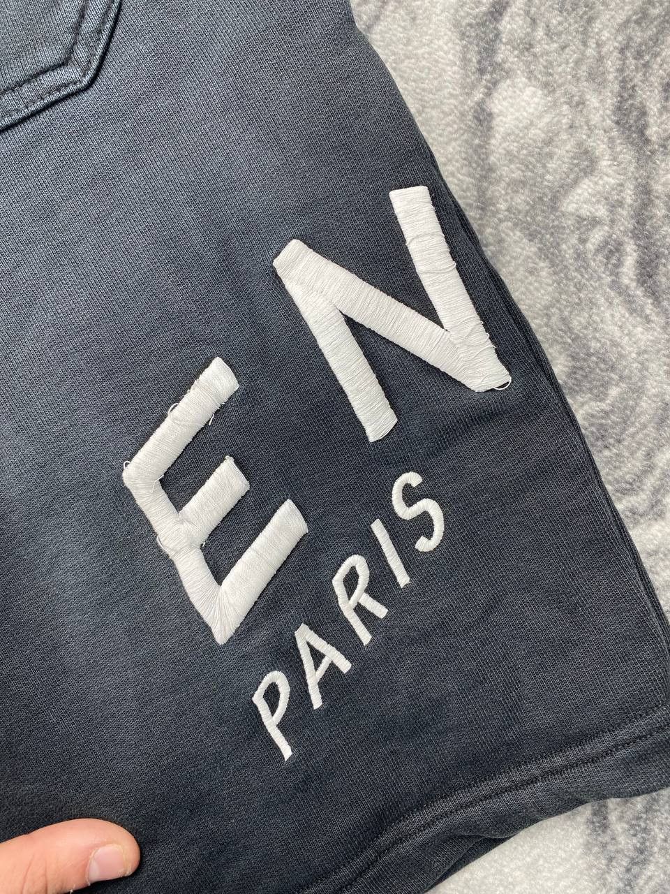 Givenchy Givenchy Shorts Big Logo Size US 36 / EU 52 - 11 Thumbnail