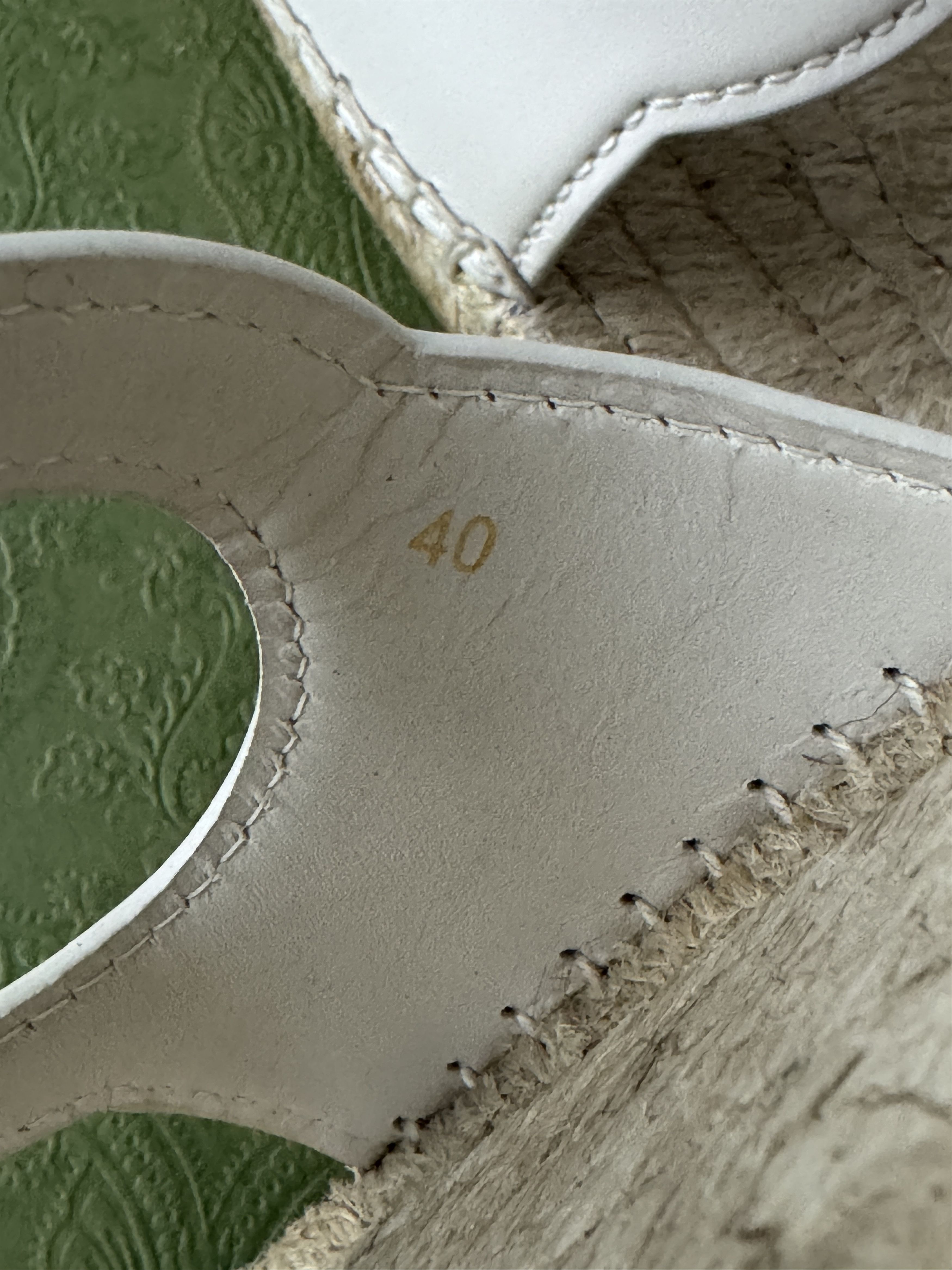 Gucci size 40G - Gucci Espadrille White GG cutout slide sandal Size US 10 / IT 40 - 7 Thumbnail