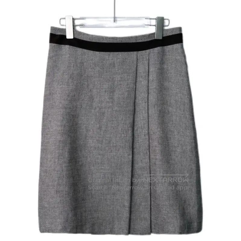Max Mara MaxMara Gray Cotton-Blend Midi Skirt . Size 37" - 1 Thumbnail