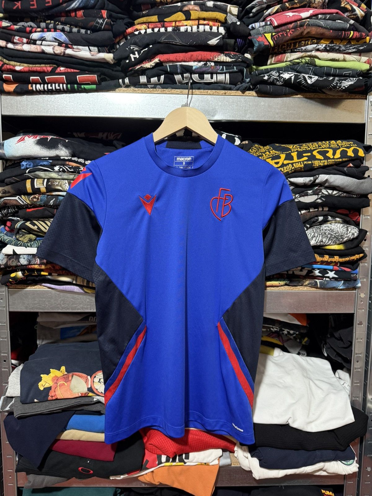 Macron FC Basel Football Training Macron 2022 2023 Soccer Jersey Size US S / EU 44-46 / 1 - 1 Thumbnail
