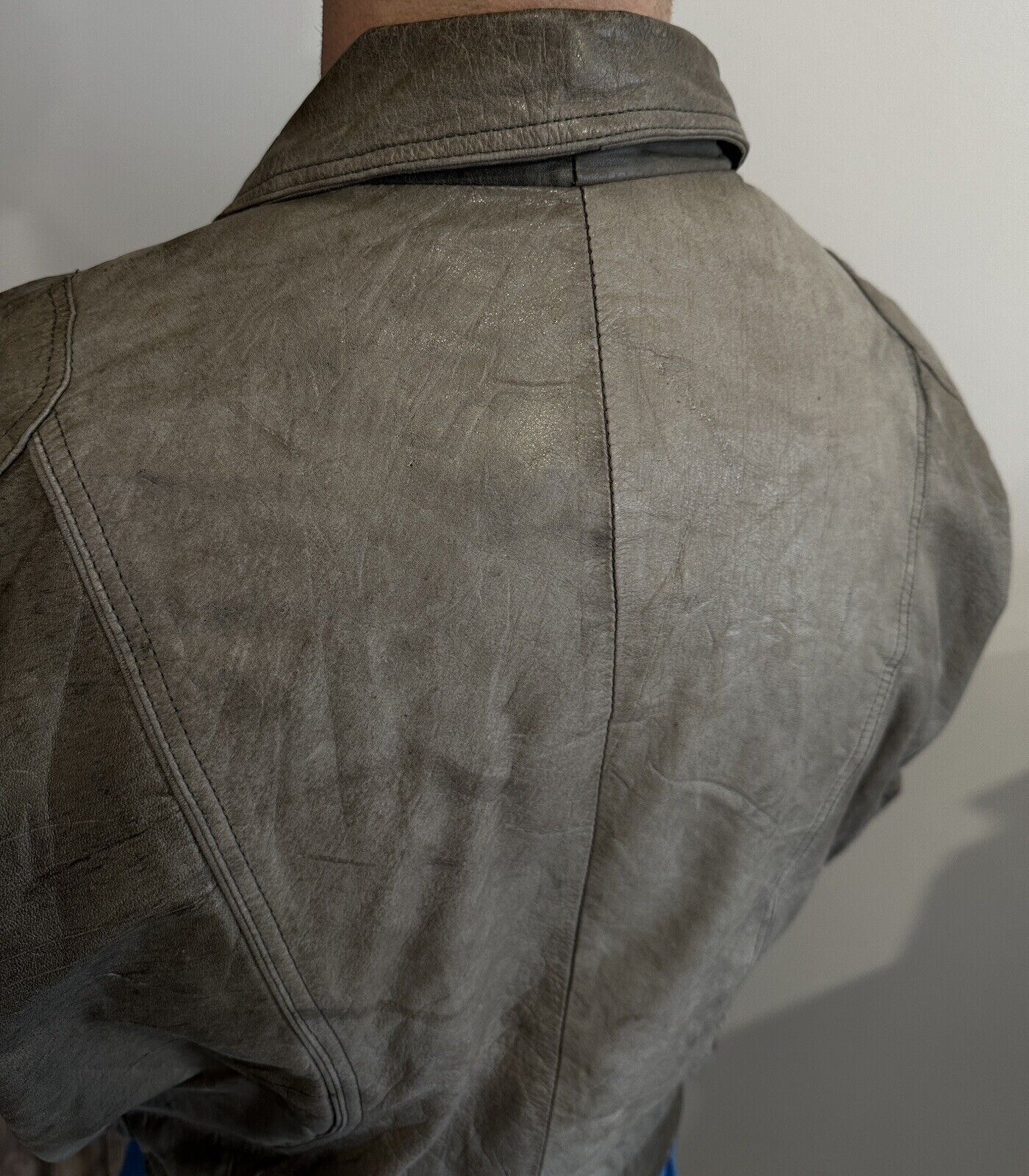 Valentino Vintage Valentino Uomo Distressed Leather Bomber Jacket Men Size US XL / EU 56 / 4 - 9 Thumbnail