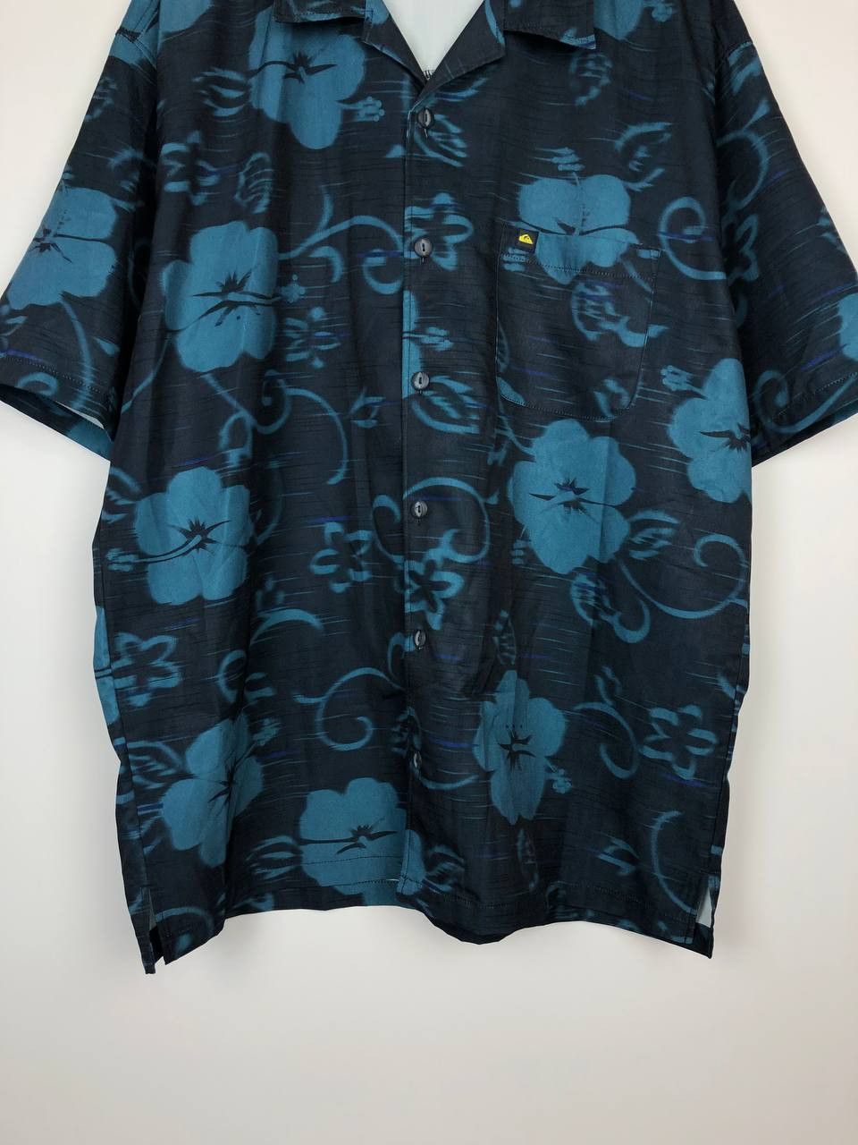 Quiksilver Quiksilver Shirt Hawaiian Vintage Flowers size XL Size US XL / EU 56 / 4 - 3 Thumbnail