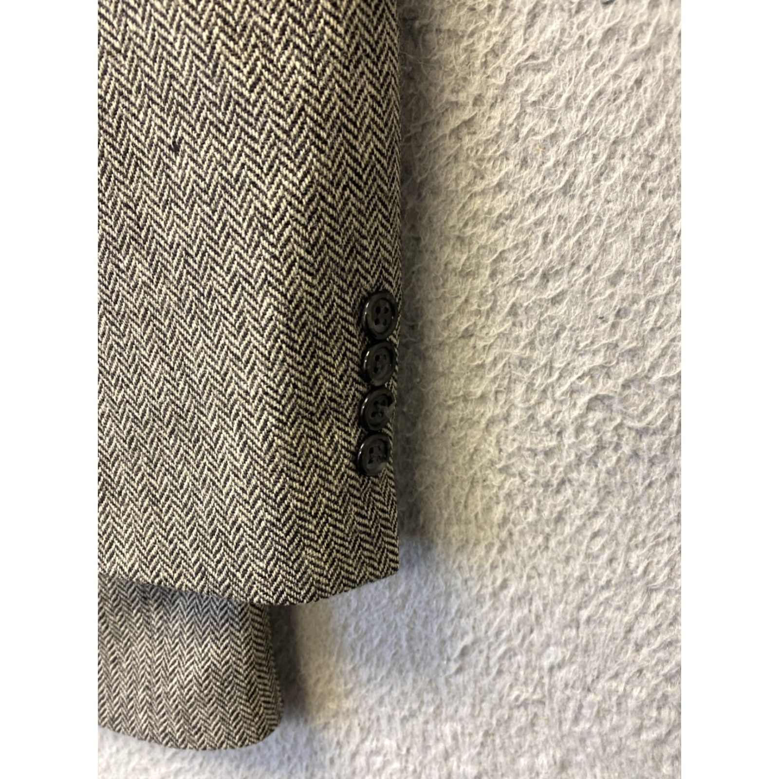 Brooks Brothers VTG Brooks Brothers Blazer Jacket Wool Herringbone Men's 39R Gray USA Vintage Classic Preppy 39 Chest Mens Size 40R - 3 Thumbnail