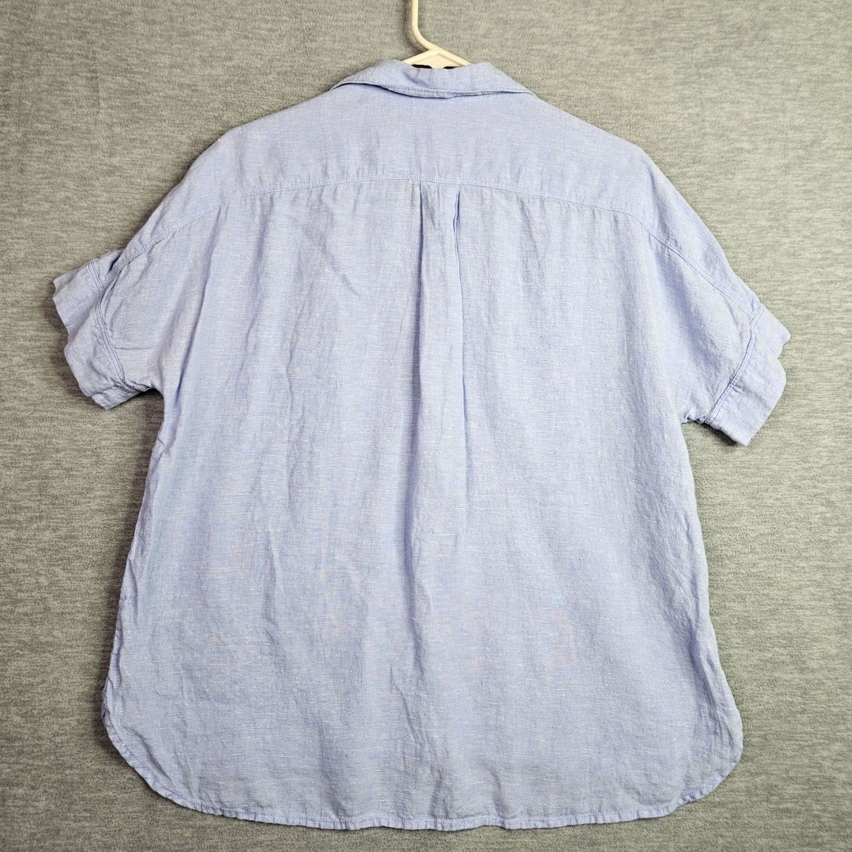 J.Crew J.CREW Baird McNUTT Irish Linen Women's Light Blue 1/4 Button Up Shirt Sz 4 Size S / US 4 / IT 40 - 2 Thumbnail