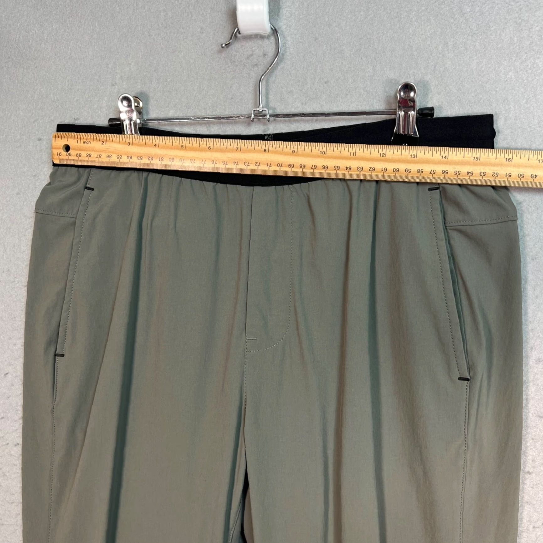 Everlane VINTAGE Everlane Womens Sweatpants Tapered Track Pants Medium Olive Green Nylon Elastane Casual Comfortable Size 32" / US 10 / IT 46 - 6 Thumbnail
