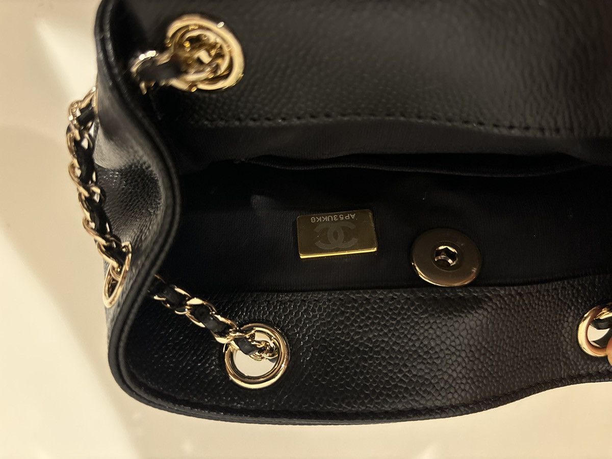 Chanel Chanel Small Duma Caviar Size ONE SIZE - 8 Thumbnail