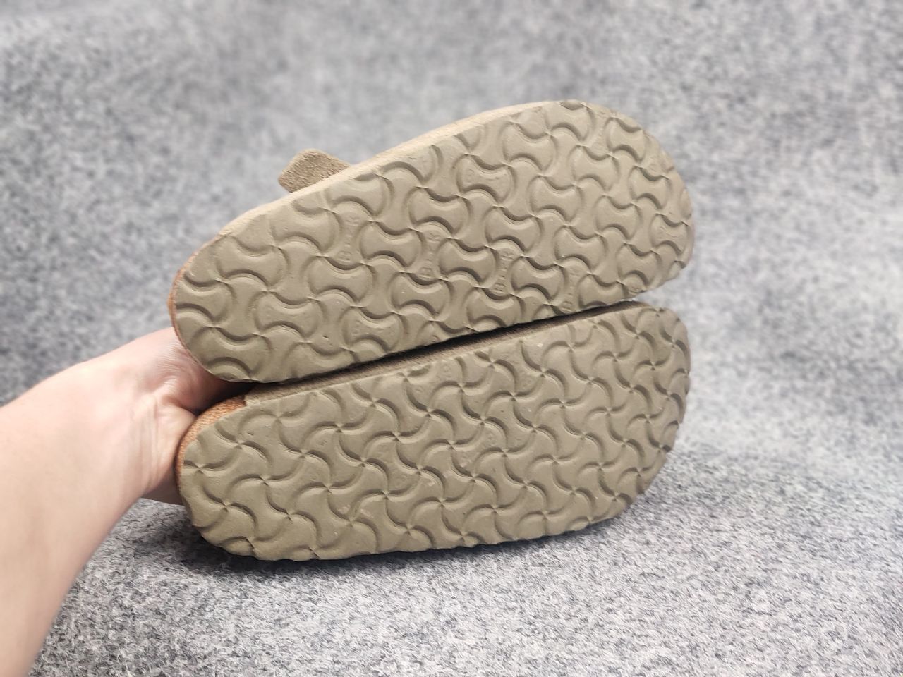 Birkenstock Vintage Birkenstock boston soft leather taupe sandal Shoes Size US 8 / IT 38 - 4 Thumbnail