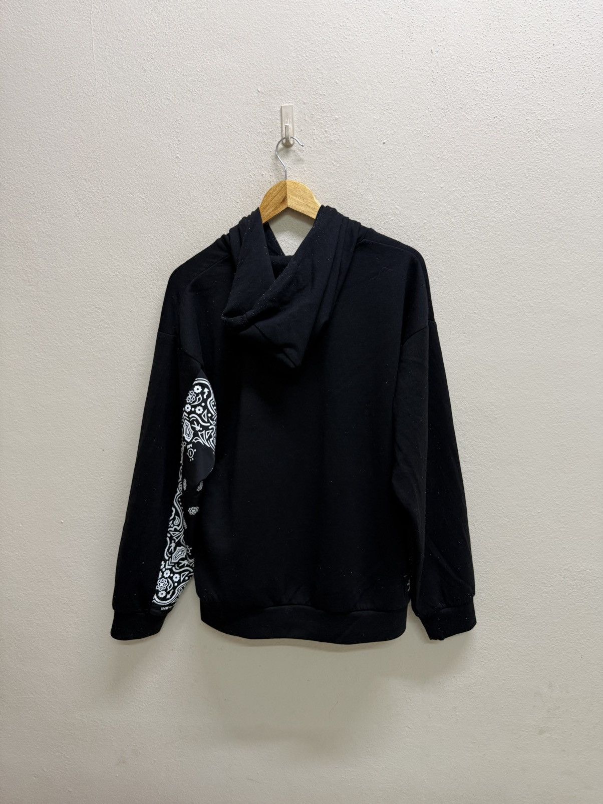 Sophnet. Gu X Sophnet Paisley Sleeve Pullover Sweater Hoodie Size US M / EU 48-50 / 2 - 18 Thumbnail
