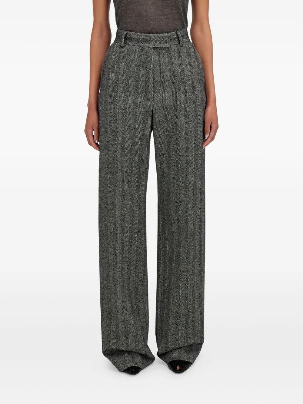 Salvatore Ferragamo o1s1rm0526 Chevron Pattern Pant in Dark Grey Size 27" / US 4 / IT 40 - 3 Thumbnail