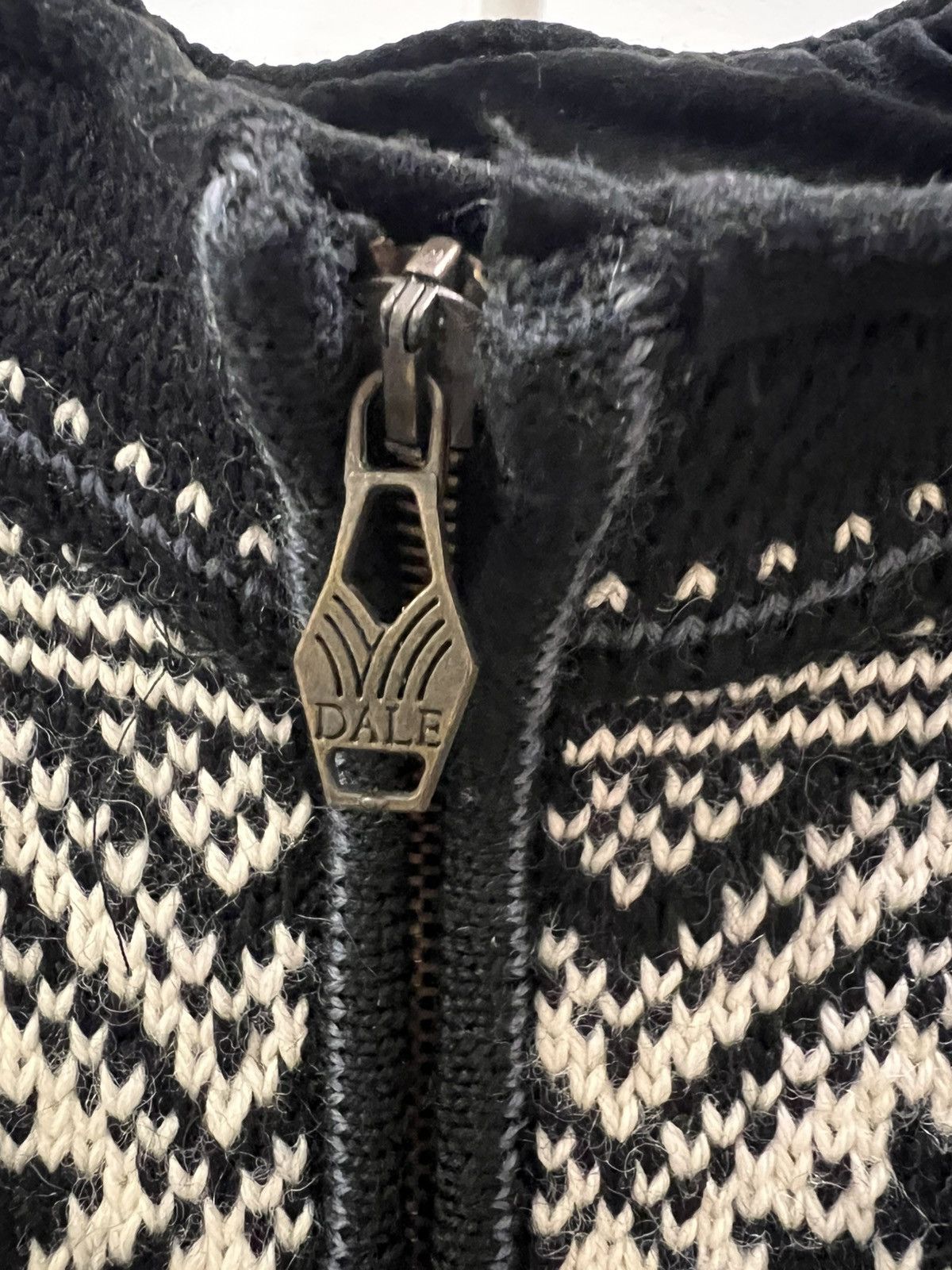 Dale Of Norway × Designer × Vintage Dale of Norway vintage wool zipper M size Size US M / EU 48-50 / 2 - 7 Thumbnail