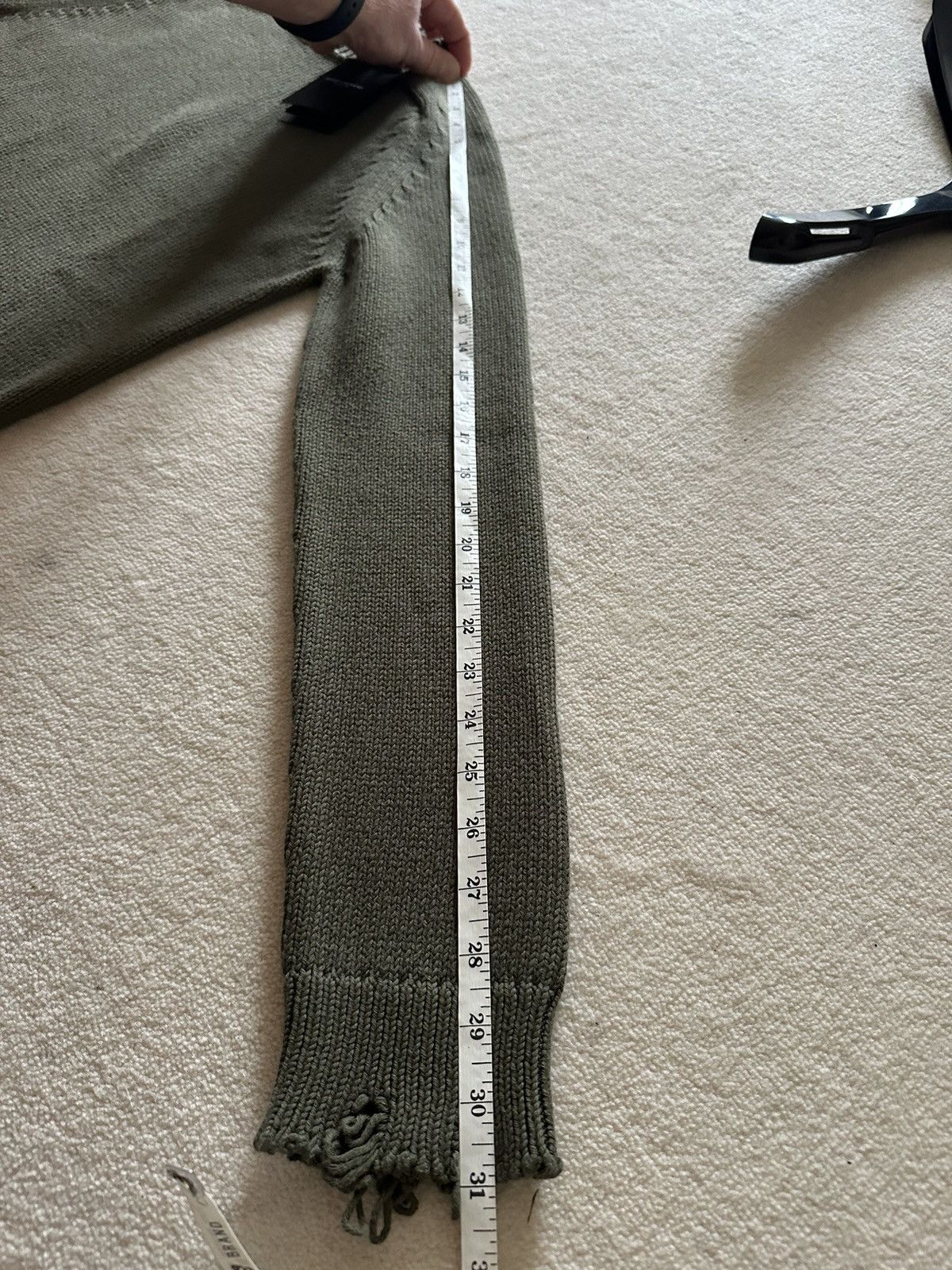 Saint Laurent Paris $990 FW21 Saint Laurent Green destroyed knit sweater L Size US L / EU 52-54 / 3 - 9 Thumbnail