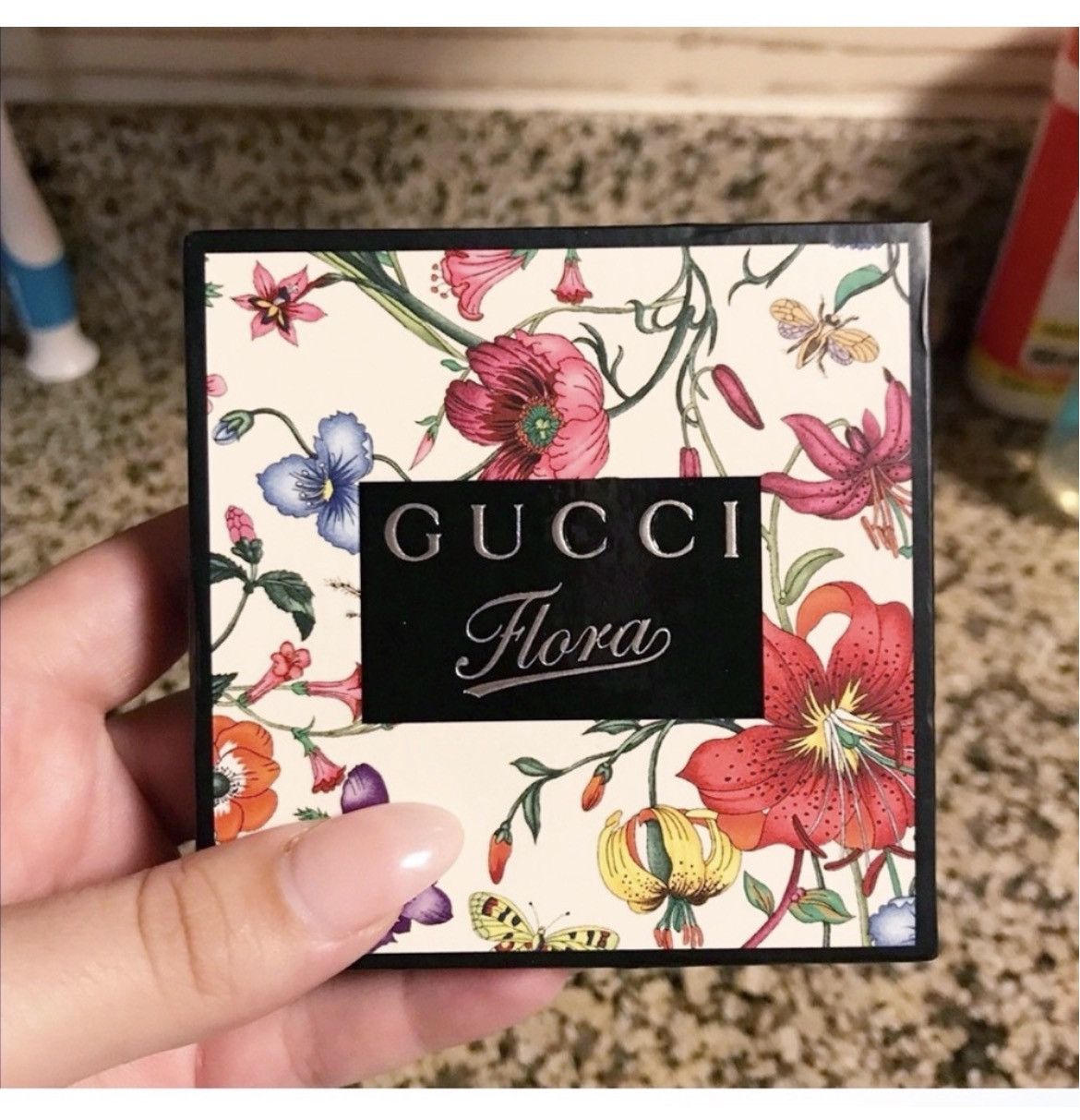 Gucci Authentic Gucci Floral Silver Toned Hand Bag Mirror Size ONE SIZE - 12 Thumbnail