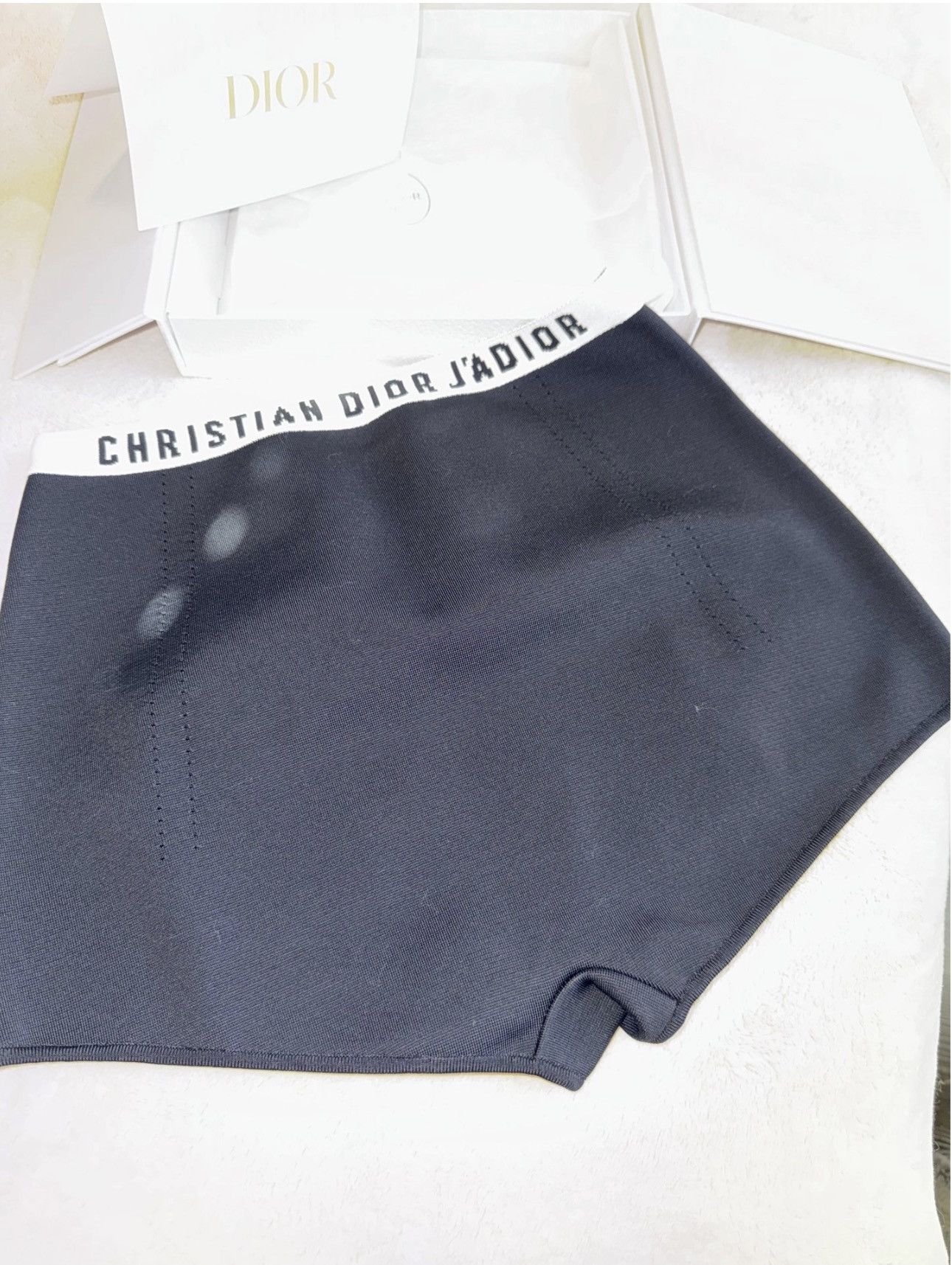 Dior Dior Mini Short, M Size 25" / US 0 / IT 36 - 11 Thumbnail