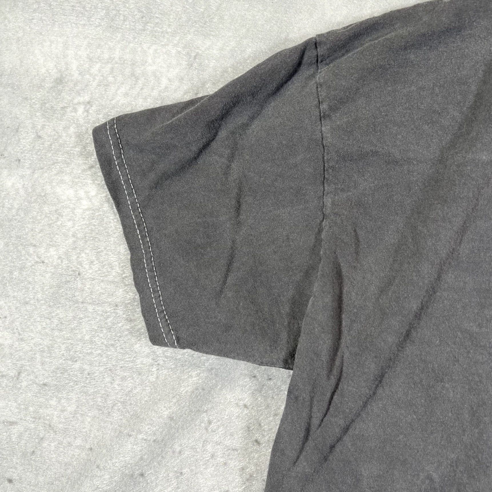 PrettyLittleThing VINTAGE Pretty Little Thing Shirt Womens Medium Gray Surrender To The Night World A1 Pretty Light Thing Size L / US 10 / IT 46 - 5 Thumbnail