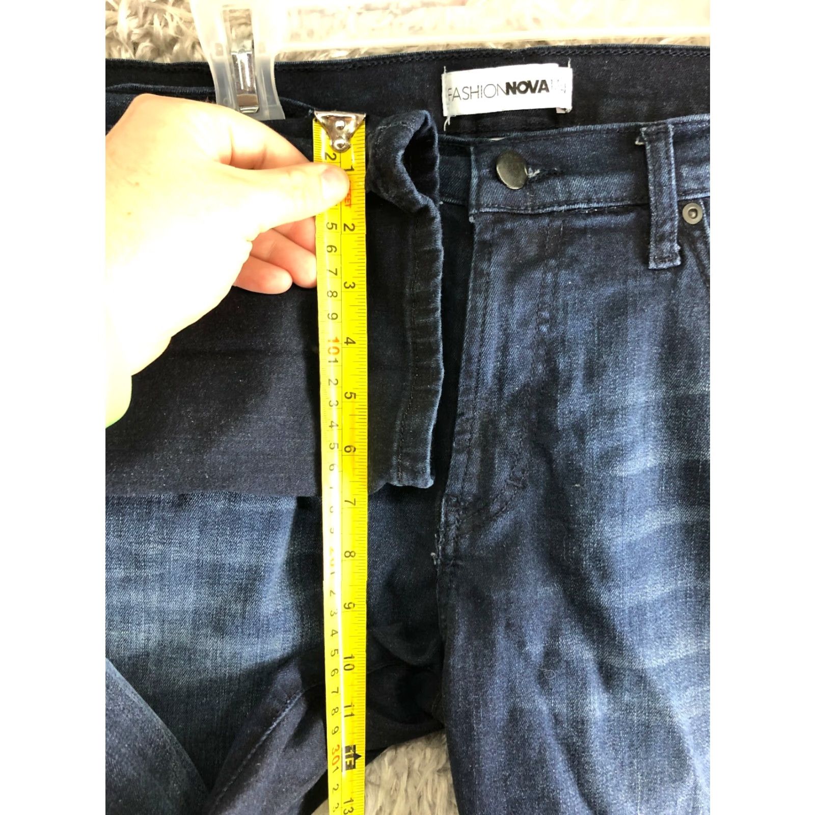 Fashion Nova Fashion Nova Mens Size 34 Mid Rise Straight Denim Jeans Blue Size US 34 / EU 50 - 4 Thumbnail