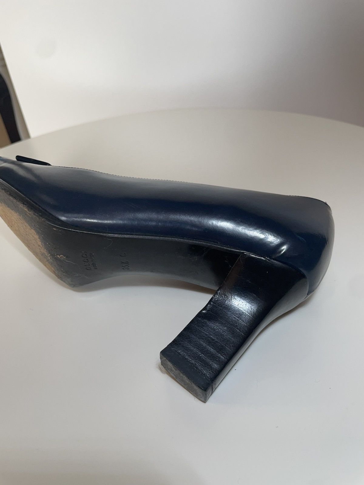 Gucci Rare iconic 90s Gucci by Tom Ford pump heels Size US 5.5 / IT 35.5 - 9 Thumbnail