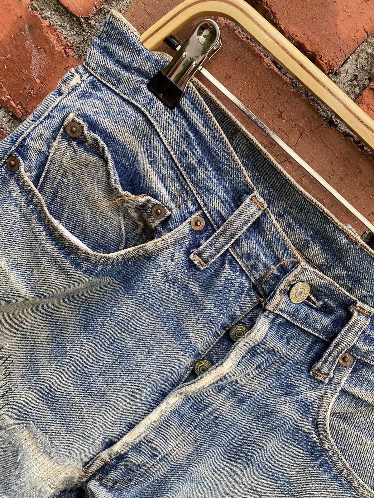 Levi's × Levi's Vintage Clothing × Vintage size 32x29 vintage levi's redline 80s distressed condition Size US 32 / EU 48 - 4 Thumbnail
