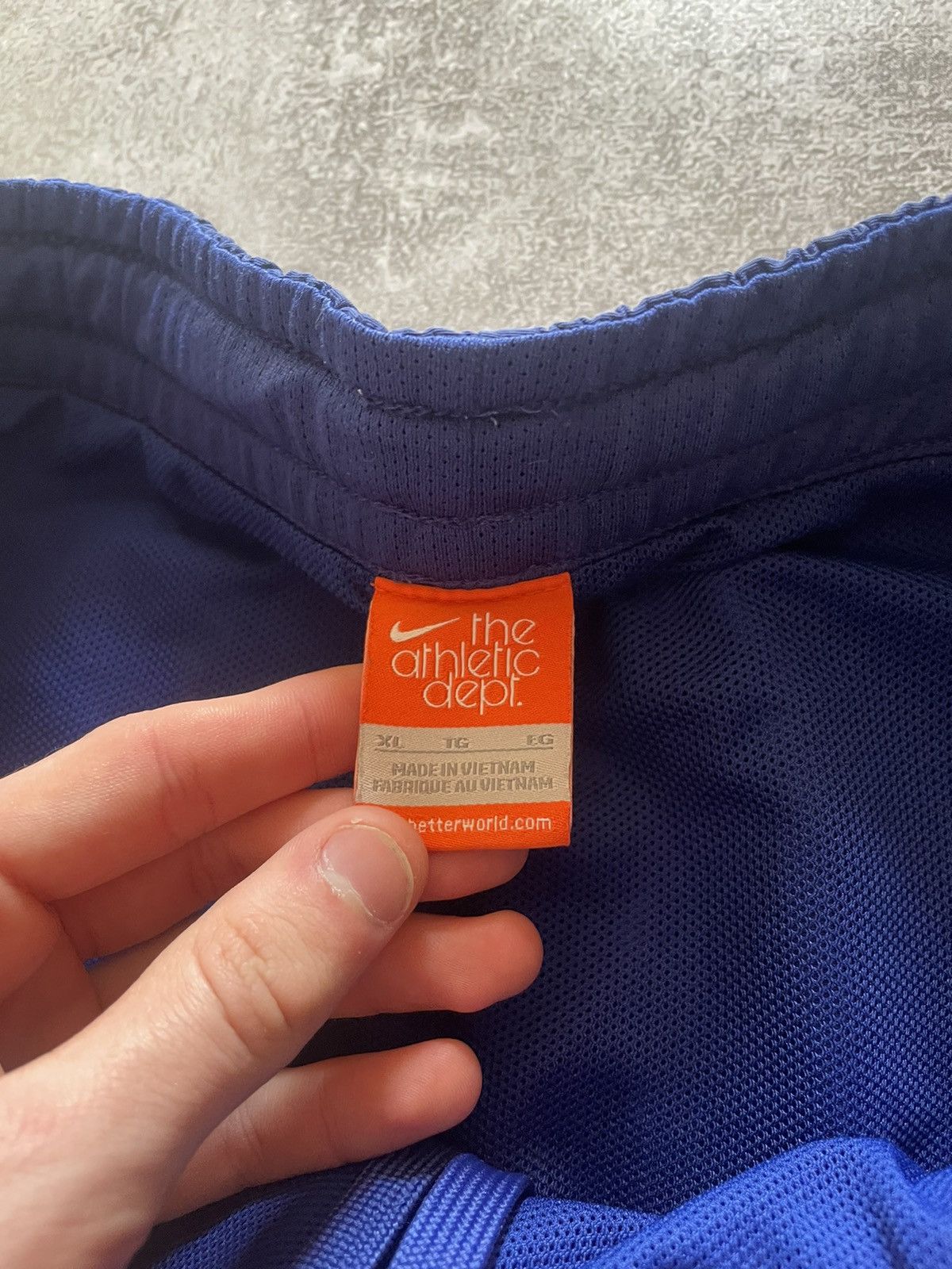 Nike × Vintage Vintage Nike Blue Nylon Shorts Swoosh Logo Y2K Size US 36 / EU 52 - 5 Thumbnail