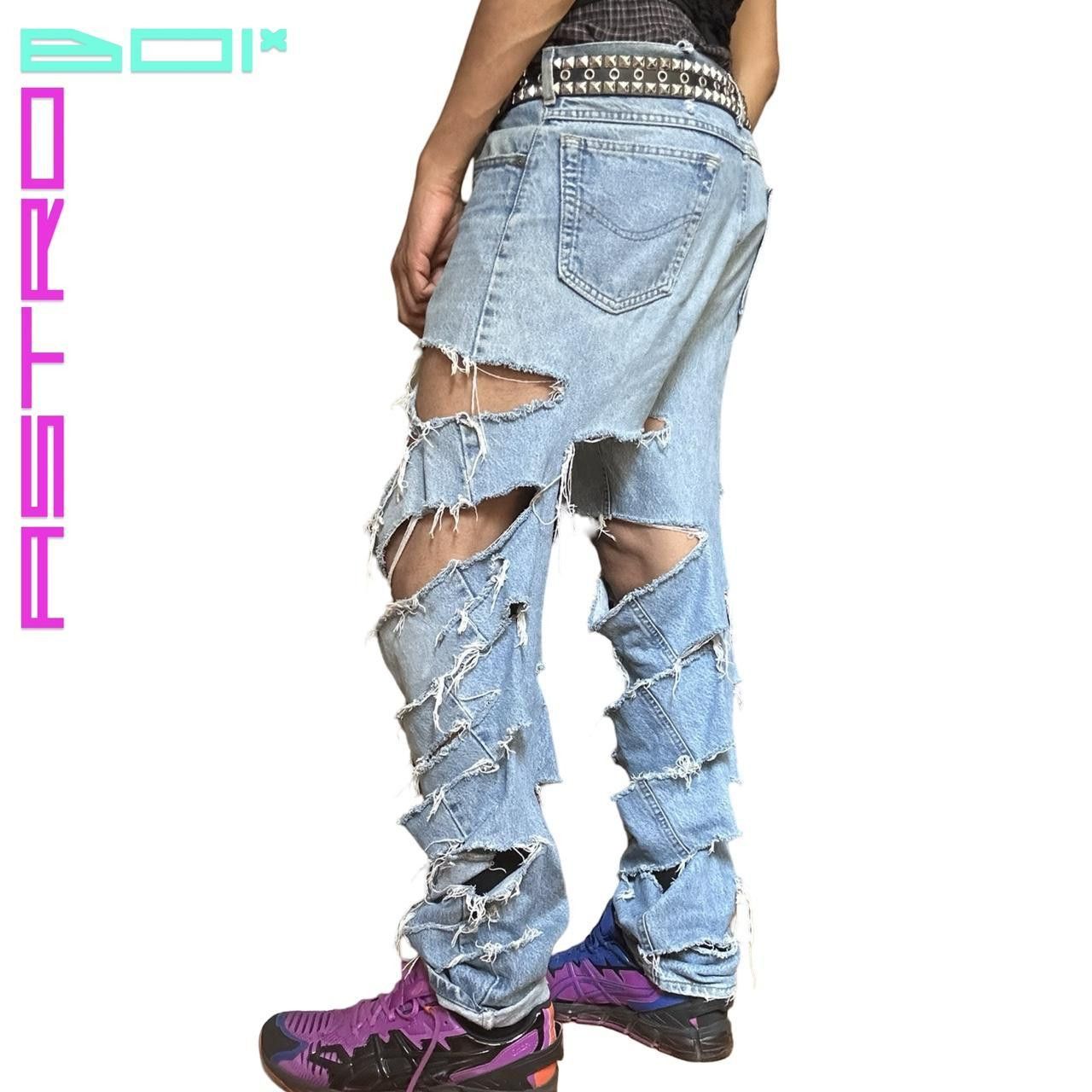 Carhartt ASTROBOI* CARHARTT PUNK LIGHT BLUE RINSE JEANS _ 32" Size US 32 / EU 48 - 3 Thumbnail
