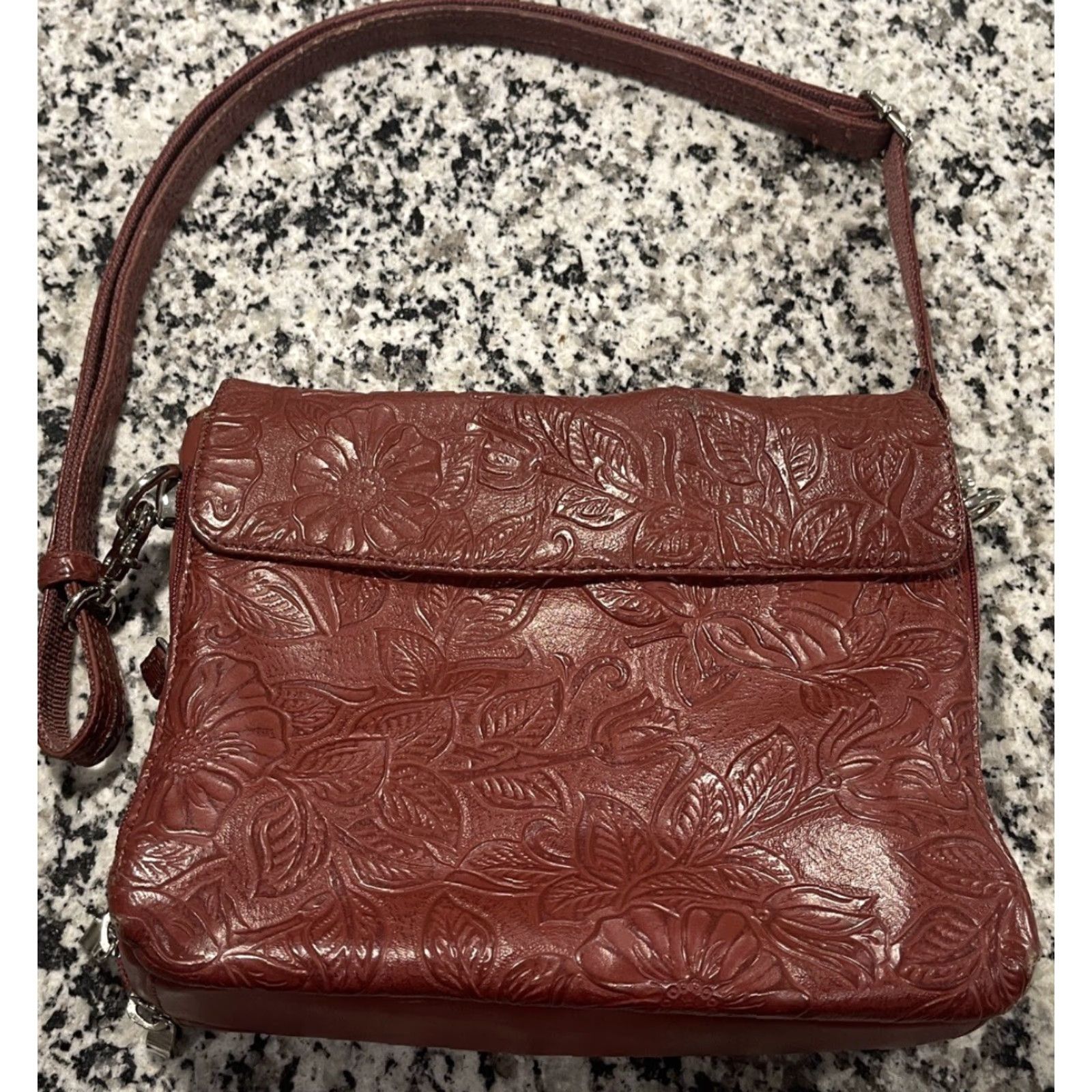 Vintage VINTAGE Gun Tote’n Mamas Purse CCW Leather Handbag Cherry Red Shoulder Crossbody Women Adult Small Minor Flaws Size ONE SIZE - 2 Thumbnail