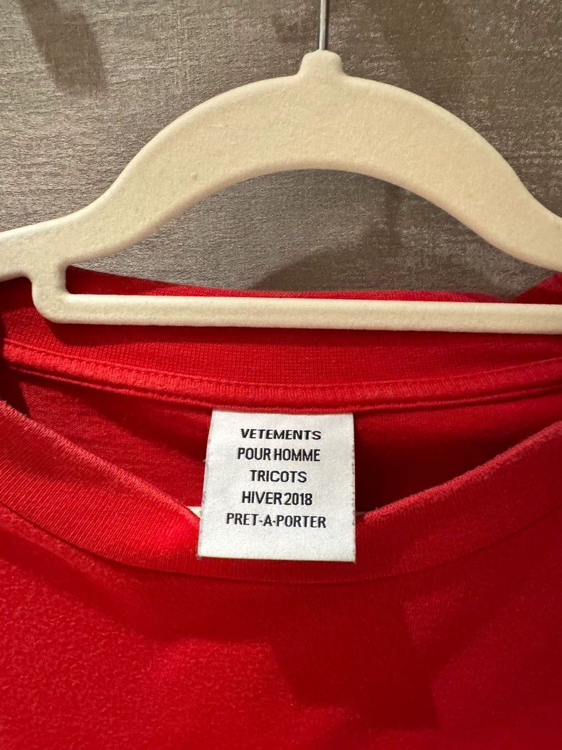 Vetements vetements Red Long Sleeve 2501-Nextarrow Size US L / EU 52-54 / 3 - 5 Thumbnail