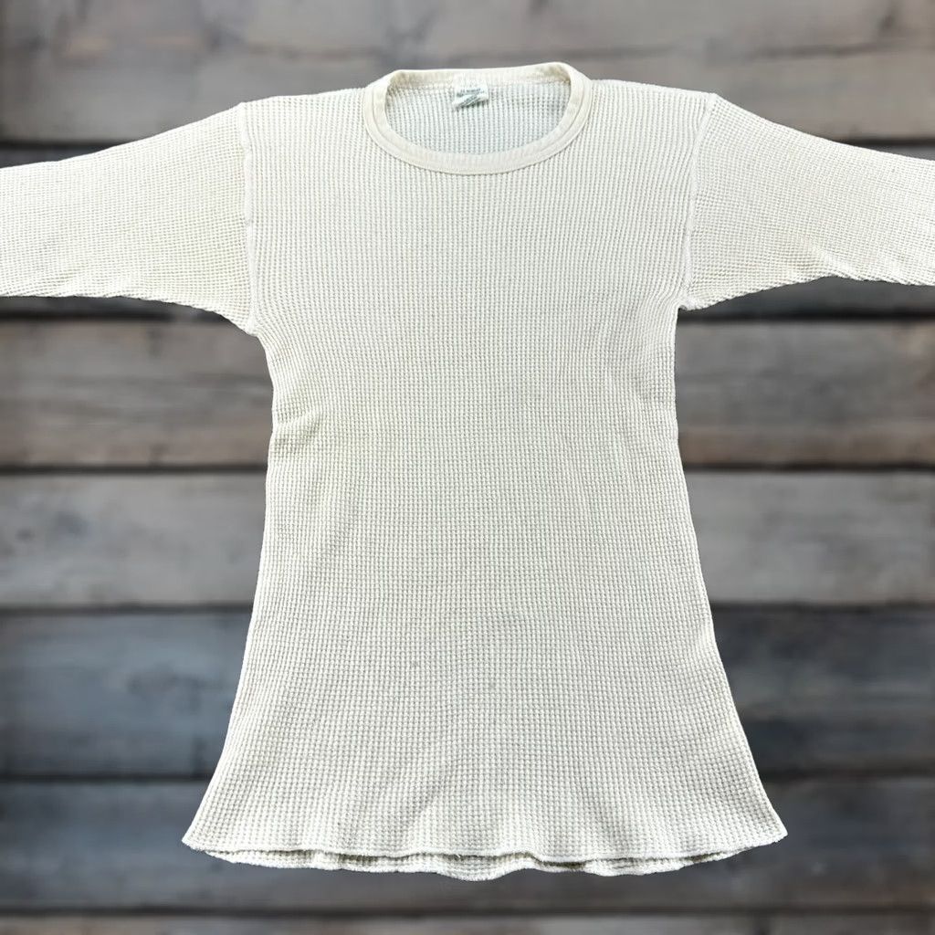 Vintage VINTAGE JE Morgan Shirt Mens L White Long Sleeve Thermal Waffle Knit USA 90s Size US L / EU 52-54 / 3 - 1 Thumbnail
